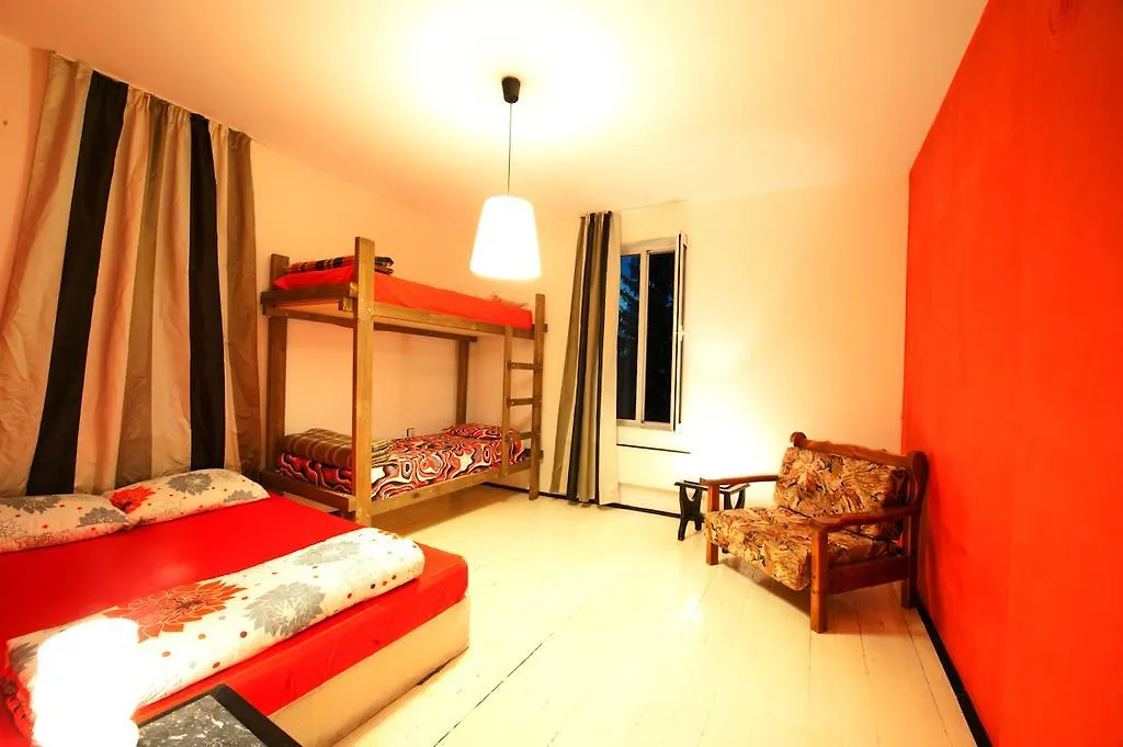 Yha Levitt Smart Hostel Sofía
