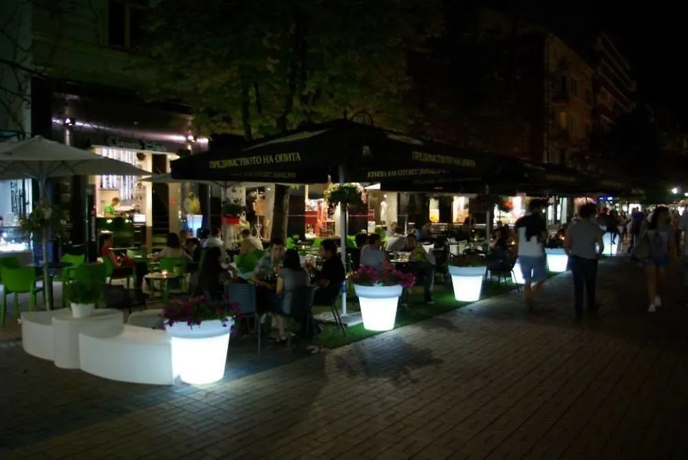 Yha Levitt Smart Hostel Sofía